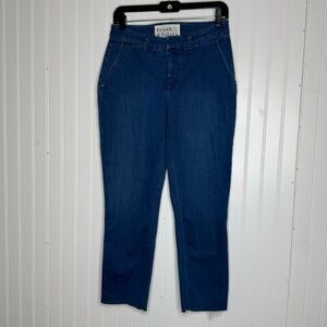 Frank & Eileen WICKLOW 1977 Wash, Italian Performance Denim Cropped Jeans Size 4